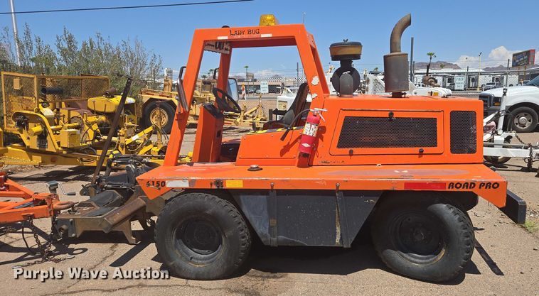 image for item EC3747 Dickson Industries Road Pro 6150 stripe remover