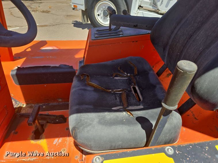 image for item EC3747 Dickson Industries Road Pro 6150 stripe remover