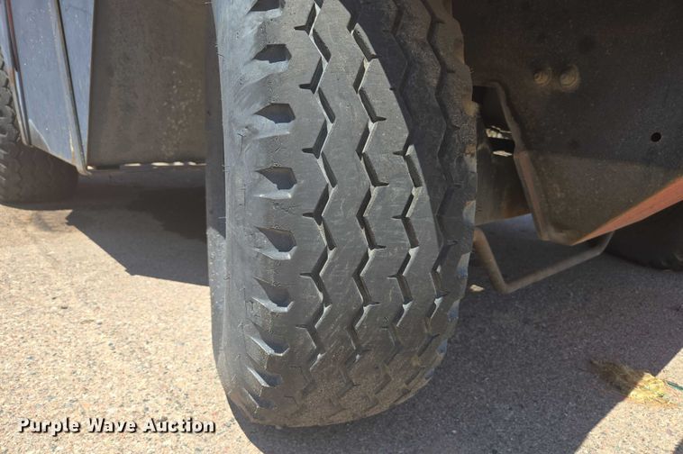 image for item EC3747 Dickson Industries Road Pro 6150 stripe remover