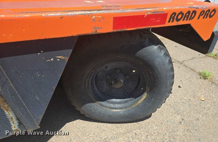 image for item EC3747 Dickson Industries Road Pro 6150 stripe remover