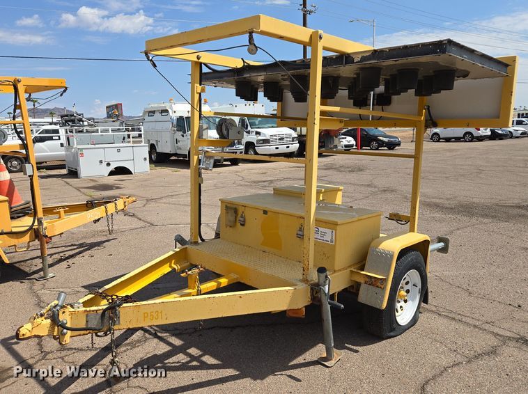 image for item EC3748 Arrow board trailer 