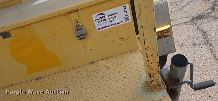 image for item EC3748 Arrow board trailer 