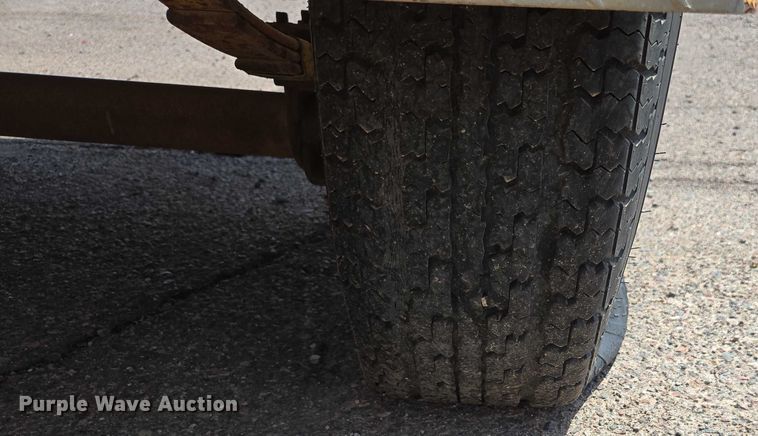 image for item EC3748 Arrow board trailer 