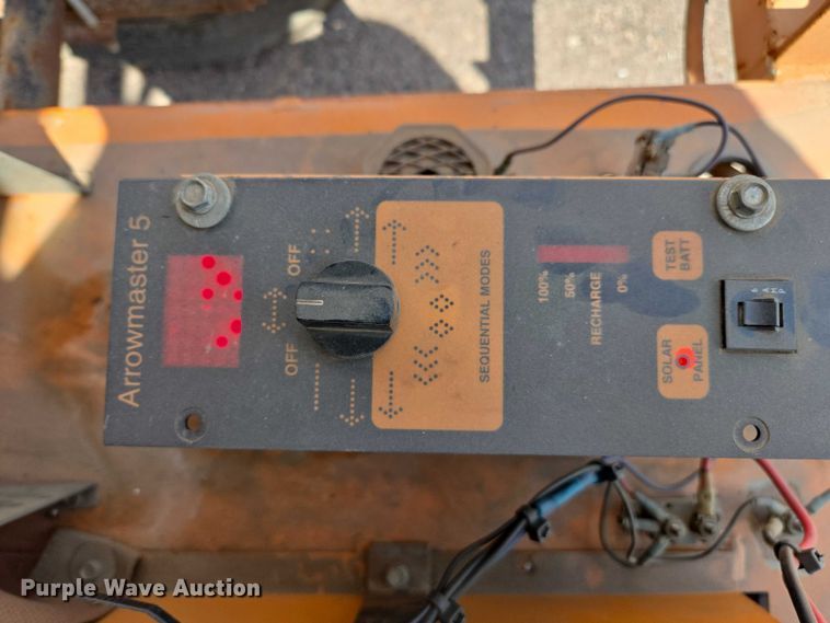 image for item EC3749 Arrow Master arrow board trailer