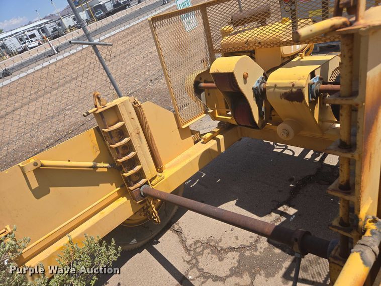 image for item EC3753 1982 Hogg and Davis H135 CRU reel trailer