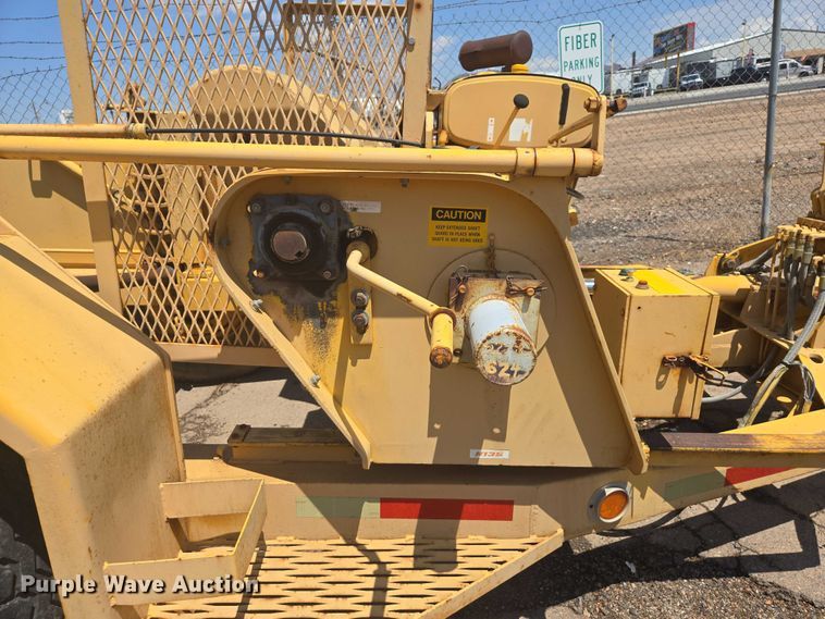 image for item EC3753 1982 Hogg and Davis H135 CRU reel trailer