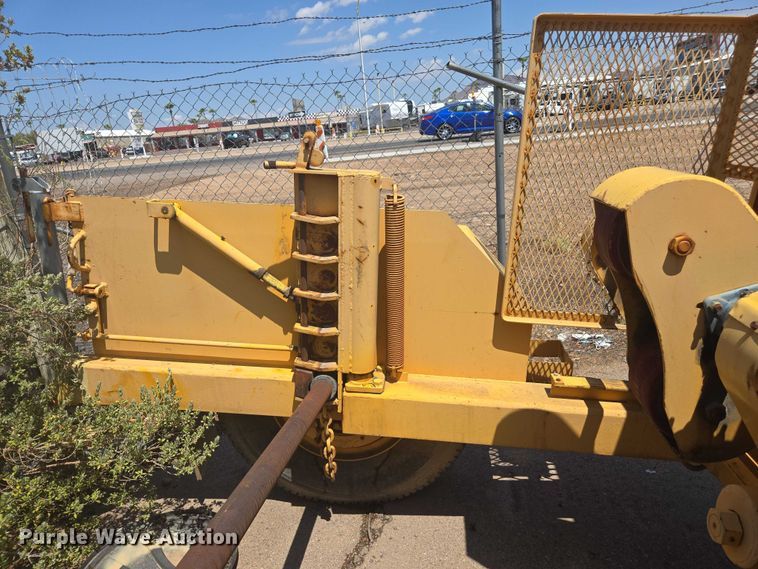 image for item EC3753 1982 Hogg and Davis H135 CRU reel trailer