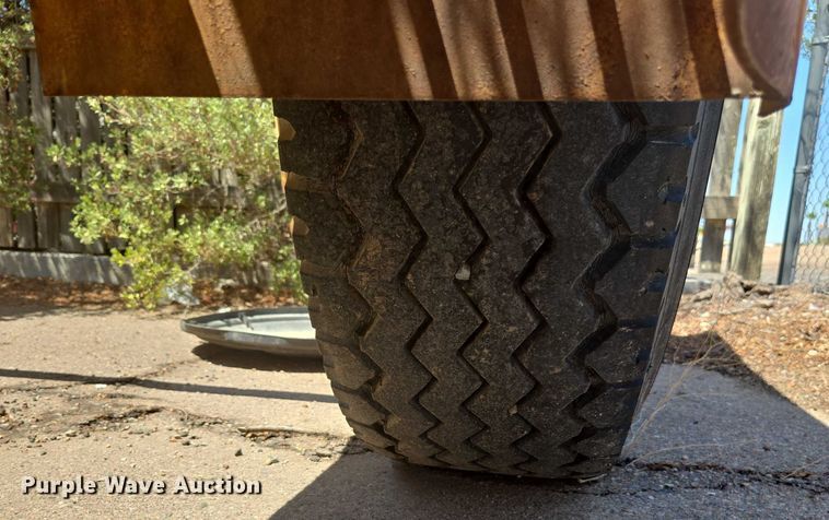 image for item EC3753 1982 Hogg and Davis H135 CRU reel trailer