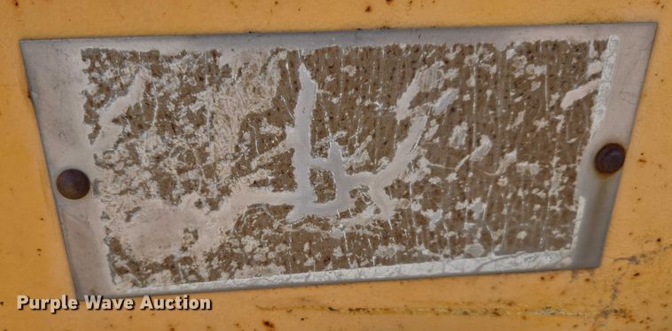 image for item EC3754 Arrow board trailer