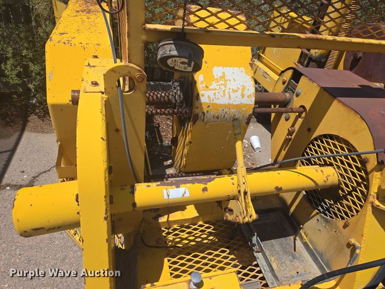 image for item EC3760 1978 Hogg and Davis H135 reel trailer