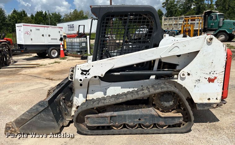 image for item EC3767 2018 Bobcat T550 tracked skid steer loader