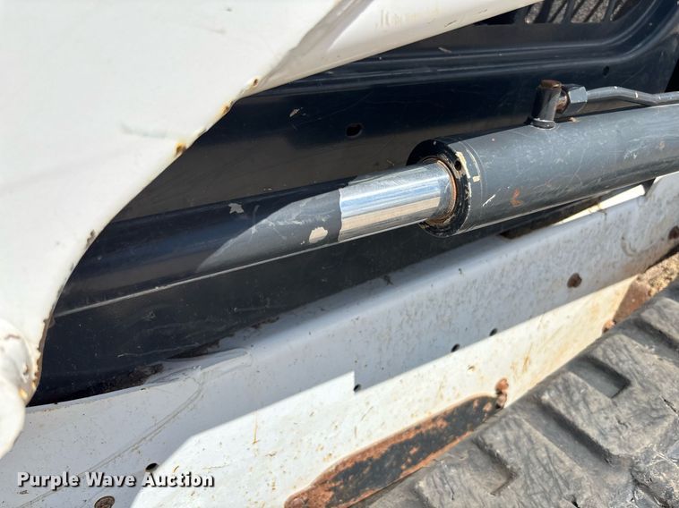 image for item EC3767 2018 Bobcat T550 tracked skid steer loader