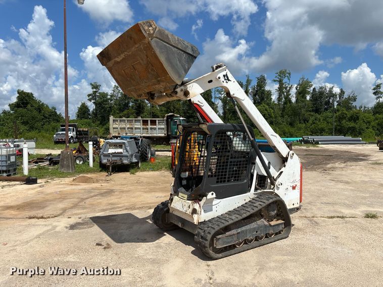 image for item EC3767 2018 Bobcat T550 tracked skid steer loader