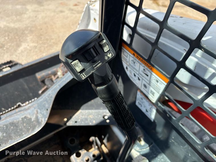 image for item EC3767 2018 Bobcat T550 tracked skid steer loader