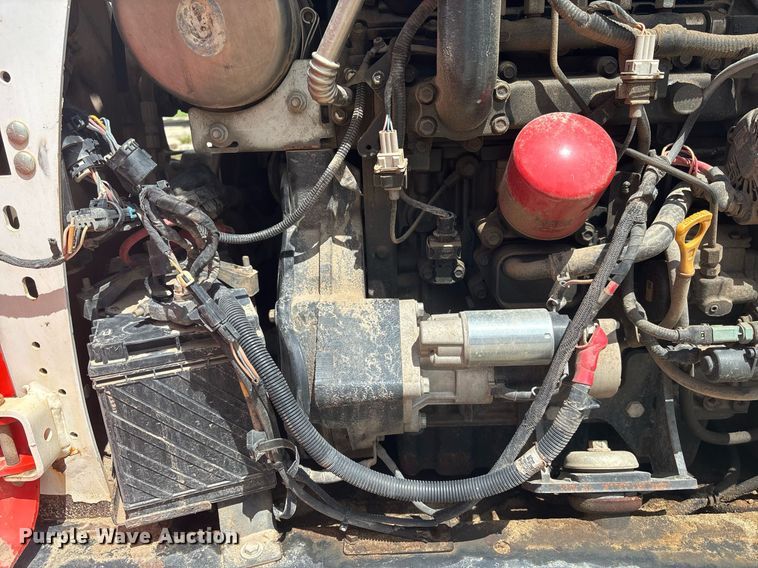 image for item EC3767 2018 Bobcat T550 tracked skid steer loader