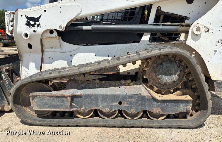 image for item EC3767 2018 Bobcat T550 tracked skid steer loader