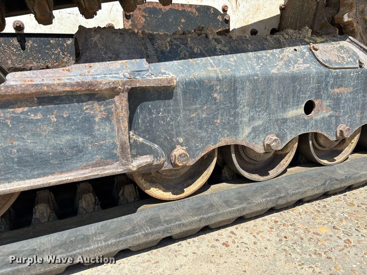 image for item EC3767 2018 Bobcat T550 tracked skid steer loader