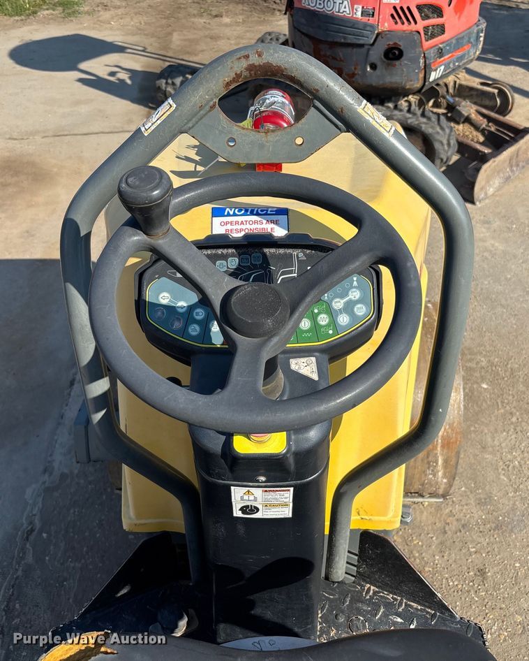 image for item EC3768 2017 Wacker  Neuson RD18 double drum vibratory roller