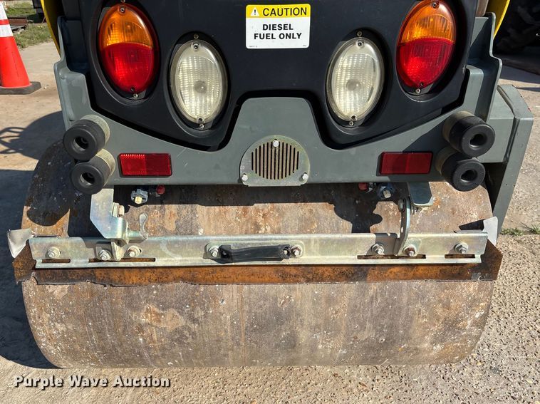 image for item EC3768 2017 Wacker  Neuson RD18 double drum vibratory roller