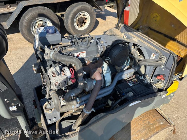 image for item EC3768 2017 Wacker  Neuson RD18 double drum vibratory roller
