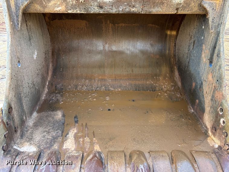 image for item EC3771 2021 Caterpillar 349 excavator