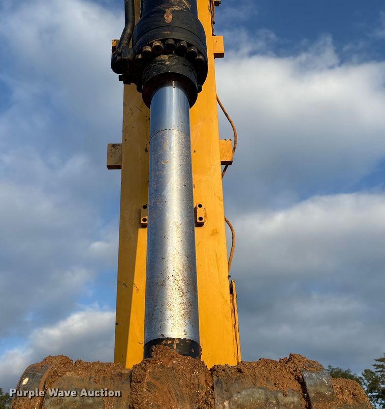 image for item EC3771 2021 Caterpillar 349 excavator