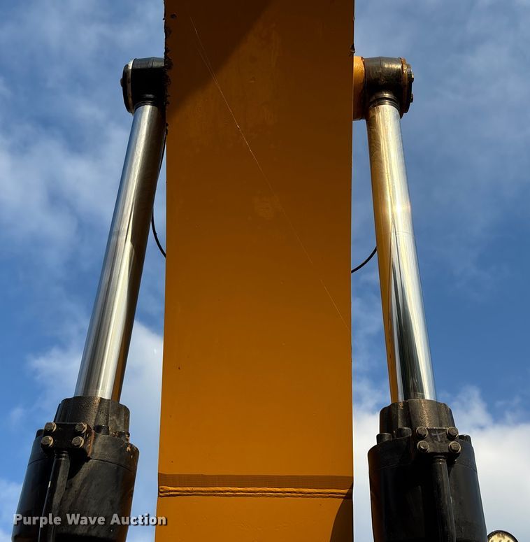 image for item EC3771 2021 Caterpillar 349 excavator