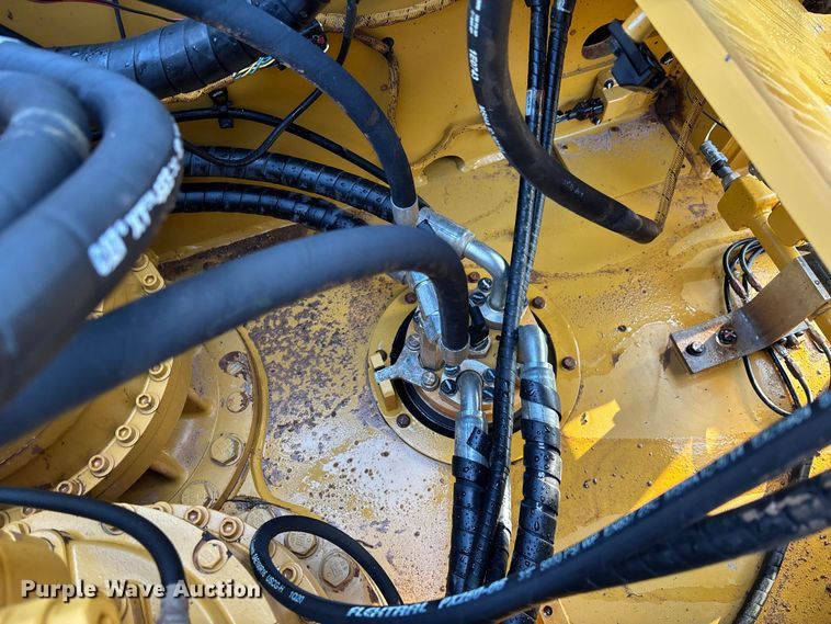 image for item EC3771 2021 Caterpillar 349 excavator