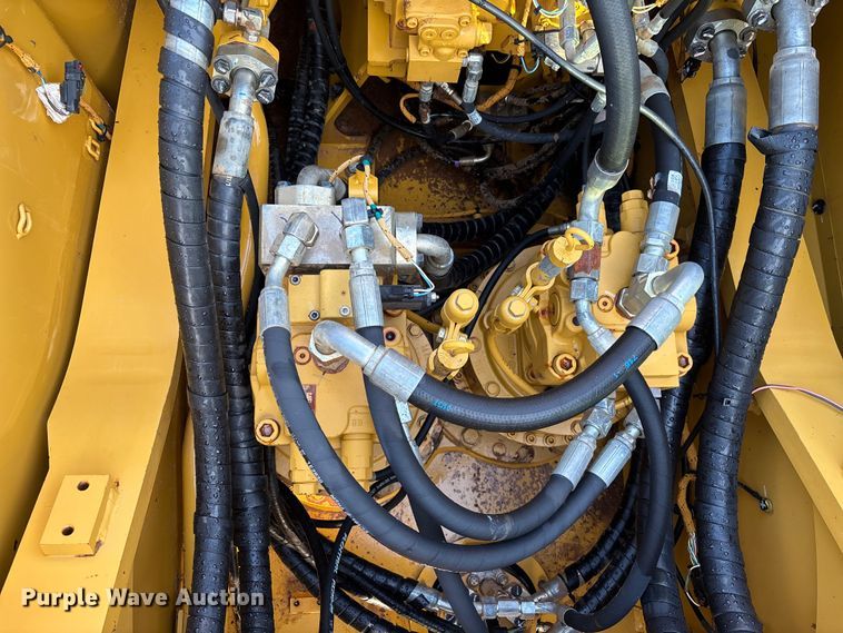 image for item EC3771 2021 Caterpillar 349 excavator