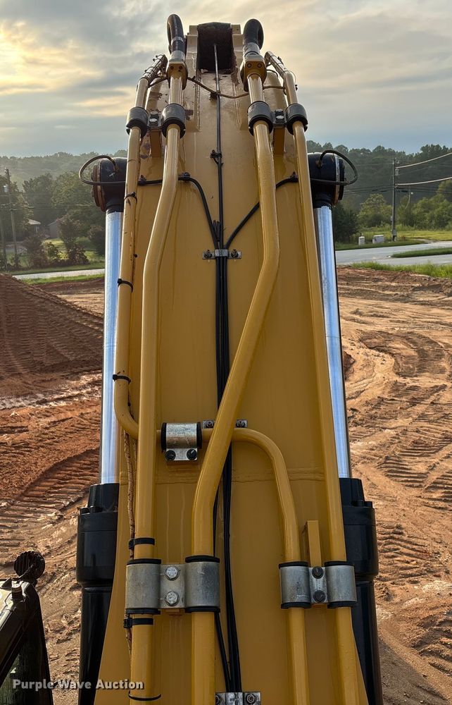 image for item EC3771 2021 Caterpillar 349 excavator