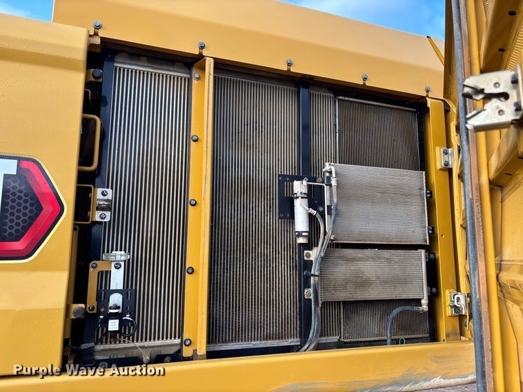 image for item EC3771 2021 Caterpillar 349 excavator