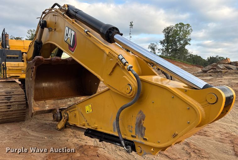 image for item EC3771 2021 Caterpillar 349 excavator
