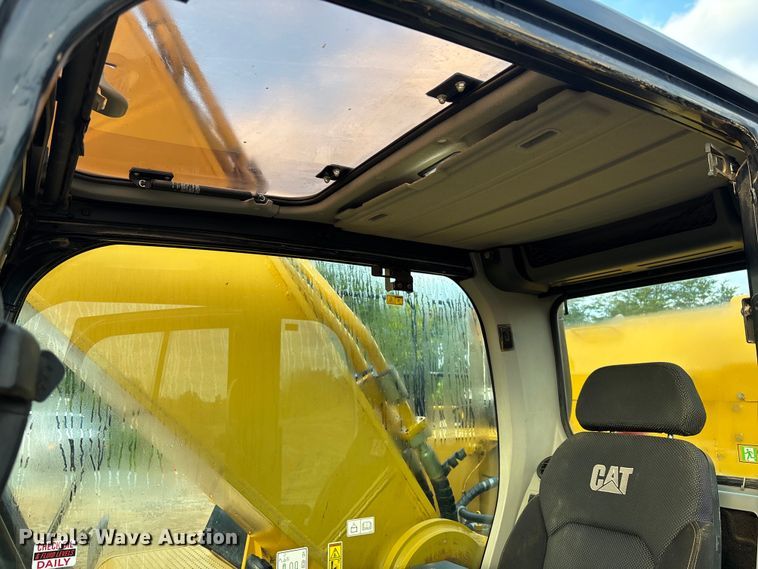 image for item EC3771 2021 Caterpillar 349 excavator