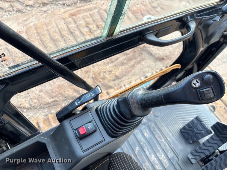 image for item EC3771 2021 Caterpillar 349 excavator