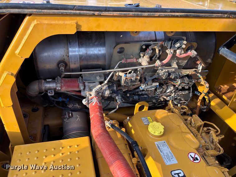 image for item EC3771 2021 Caterpillar 349 excavator