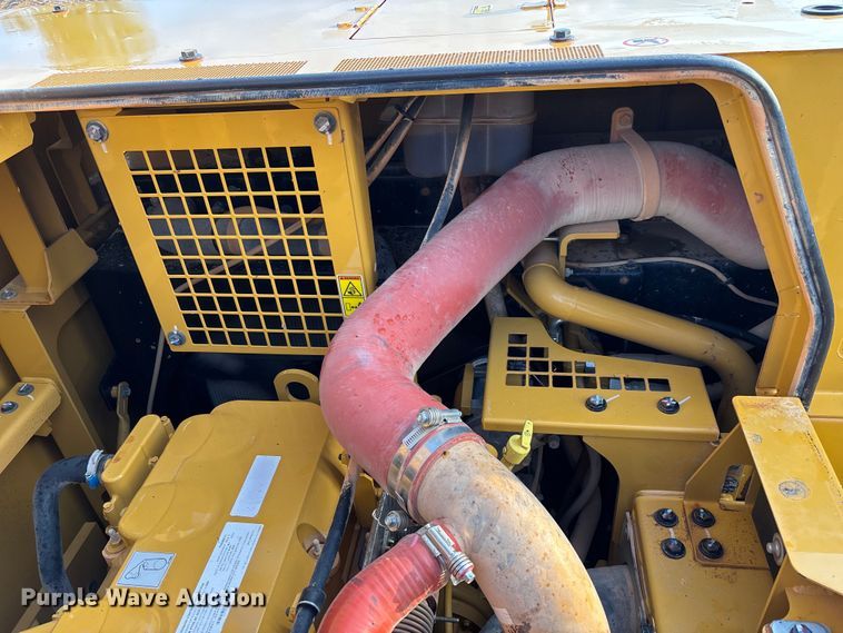 image for item EC3771 2021 Caterpillar 349 excavator