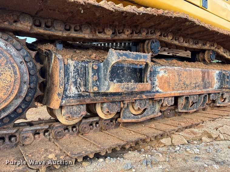 image for item EC3771 2021 Caterpillar 349 excavator