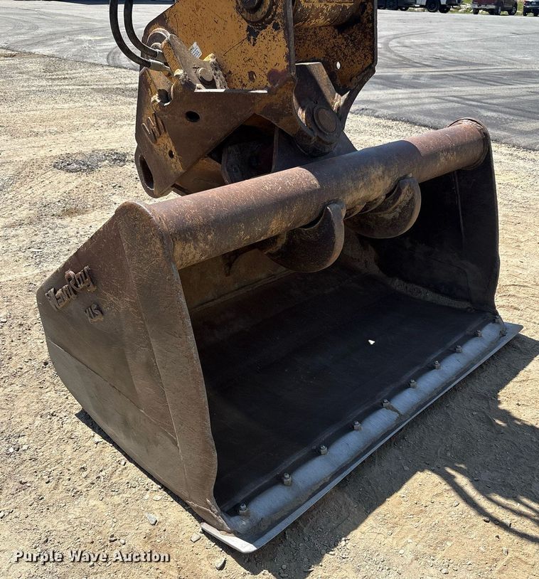 image for item EC4360 2004 Caterpillar M316C wheeled excavator