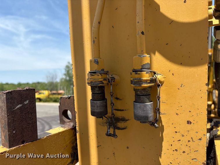 image for item EC4360 2004 Caterpillar M316C wheeled excavator