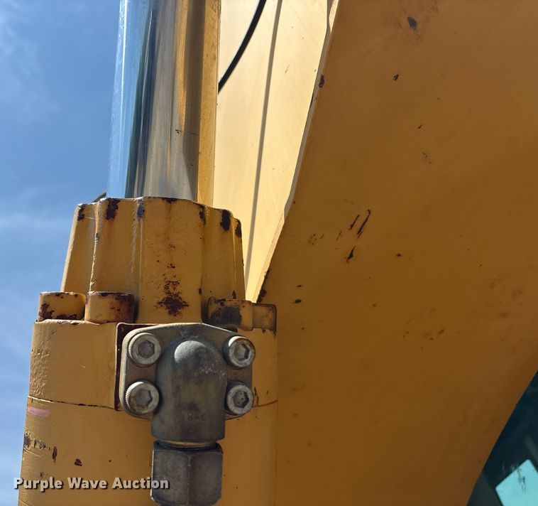 image for item EC4360 2004 Caterpillar M316C wheeled excavator