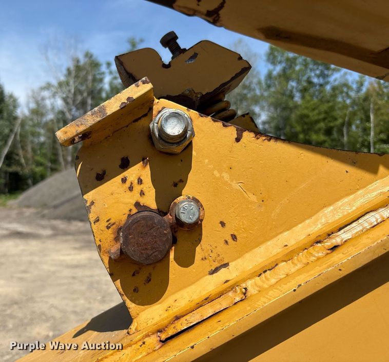 image for item EC4360 2004 Caterpillar M316C wheeled excavator