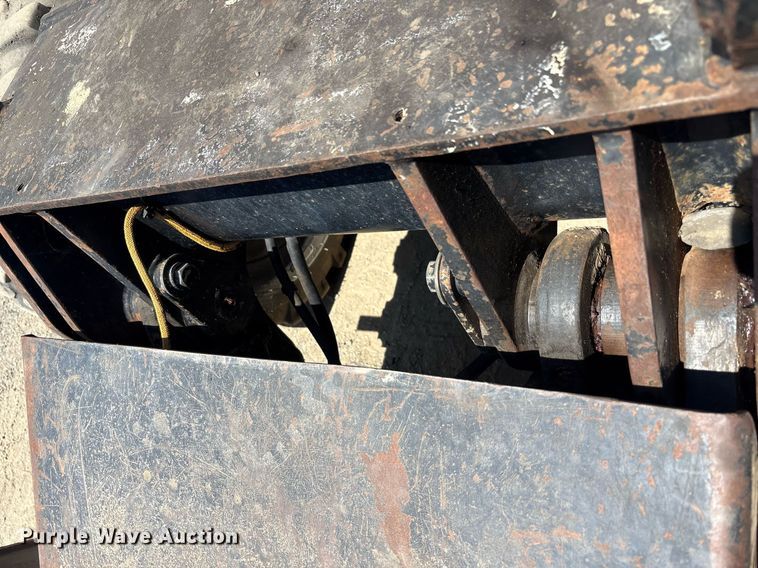 image for item EC4360 2004 Caterpillar M316C wheeled excavator