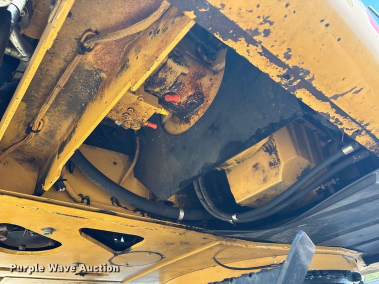 image for item EC4360 2004 Caterpillar M316C wheeled excavator