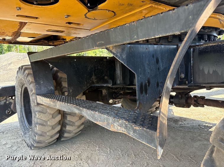 image for item EC4360 2004 Caterpillar M316C wheeled excavator