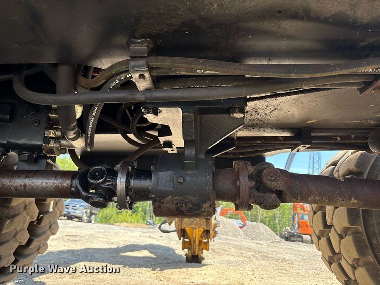 image for item EC4360 2004 Caterpillar M316C wheeled excavator