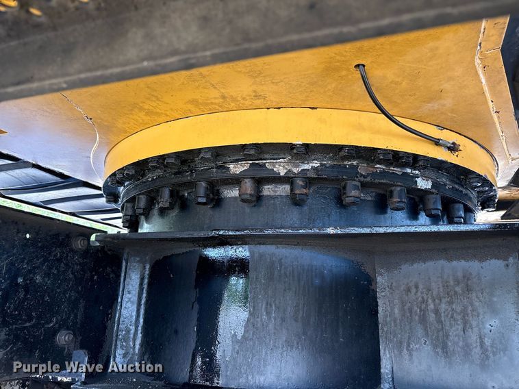 image for item EC4360 2004 Caterpillar M316C wheeled excavator