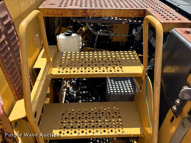 image for item EC4360 2004 Caterpillar M316C wheeled excavator