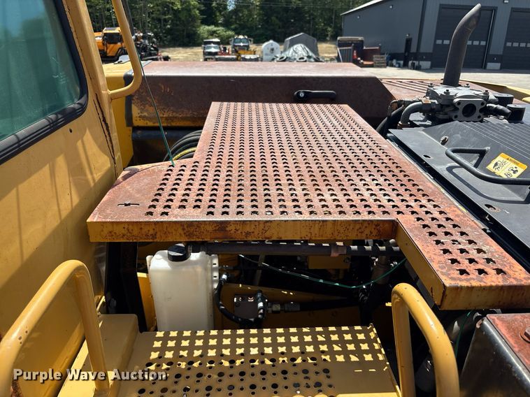 image for item EC4360 2004 Caterpillar M316C wheeled excavator