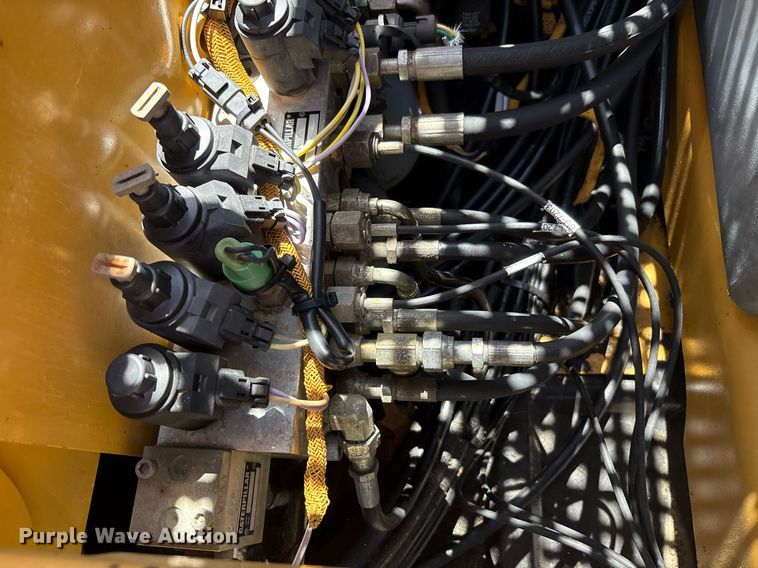 image for item EC4360 2004 Caterpillar M316C wheeled excavator