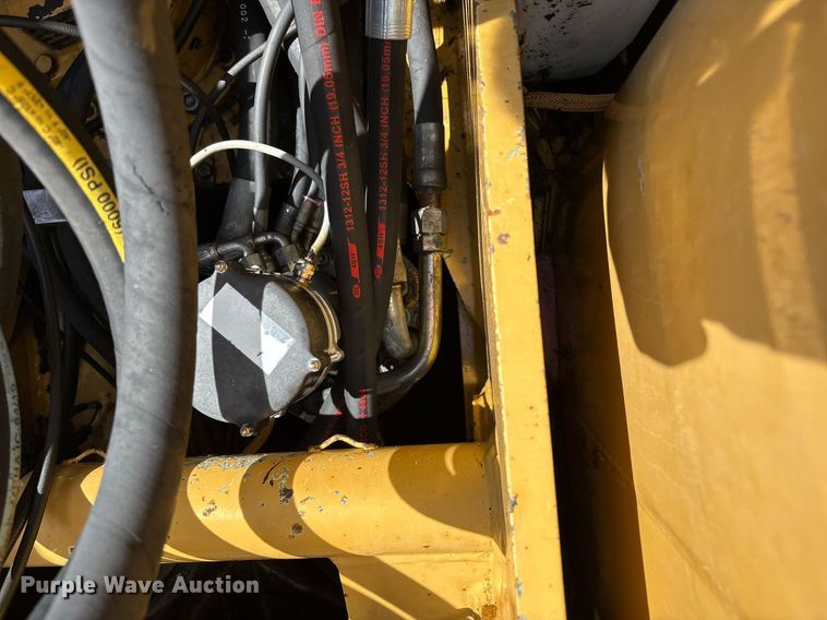 image for item EC4360 2004 Caterpillar M316C wheeled excavator